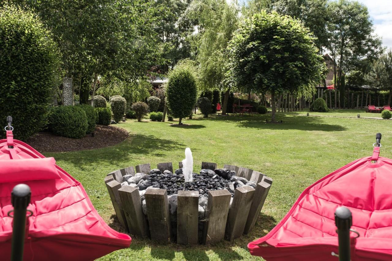 Le Domaine Des Pres Verts Suites & Chambres Avec Jacuzzi Privatif Jouey Exterior photo